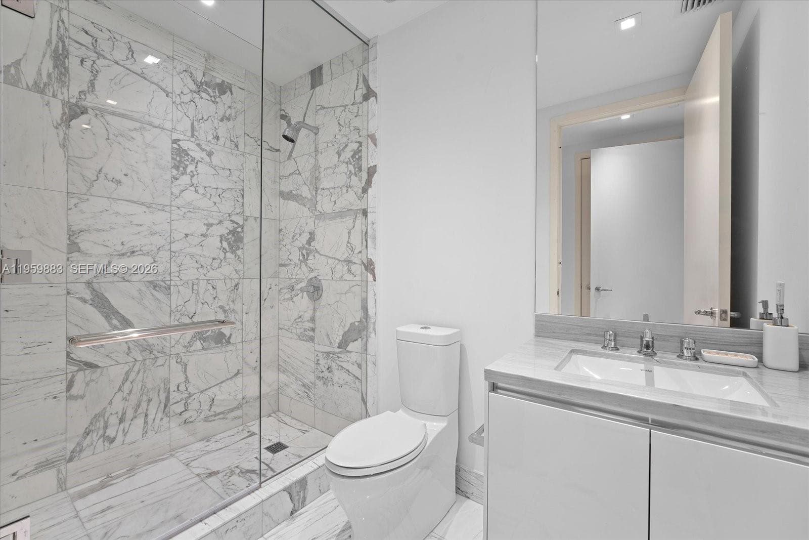 16901 Collins Ave # 2503, Sunny Isles Beach FL 33160 — 21