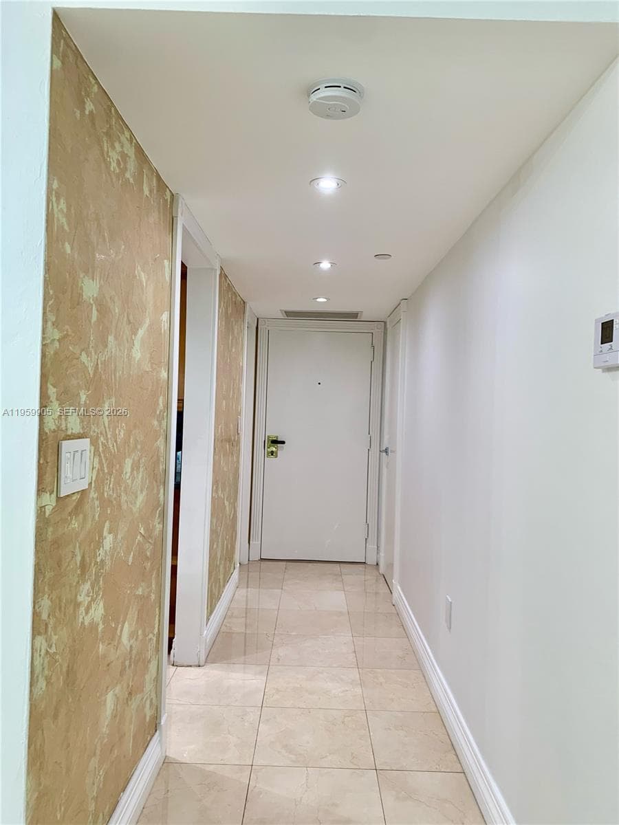 555 NE 15th St # 26G, Miami FL 33132 — 2
