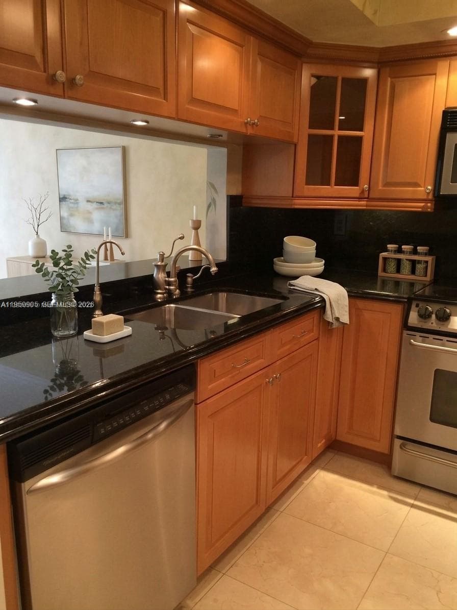555 NE 15th St # 26G, Miami FL 33132 — 10