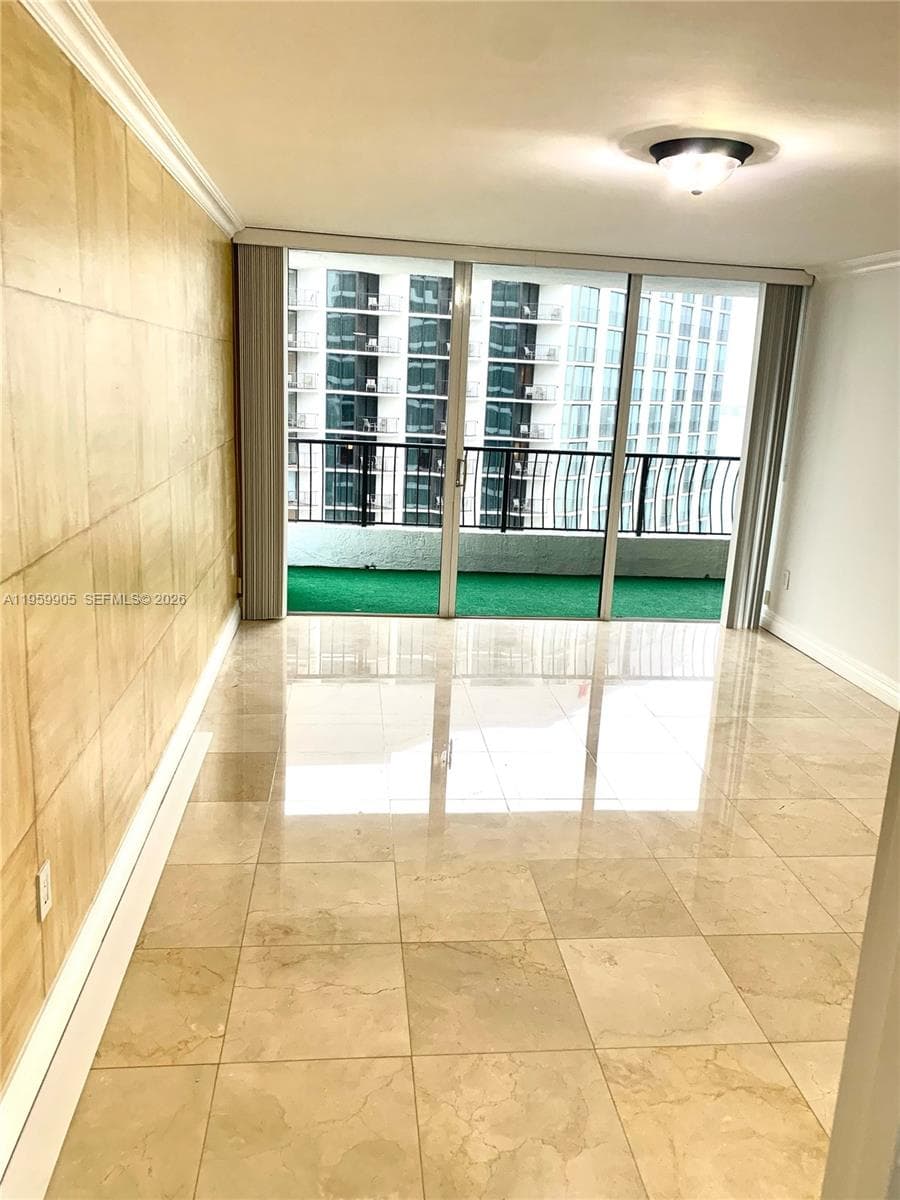 555 NE 15th St # 26G, Miami FL 33132 — 18