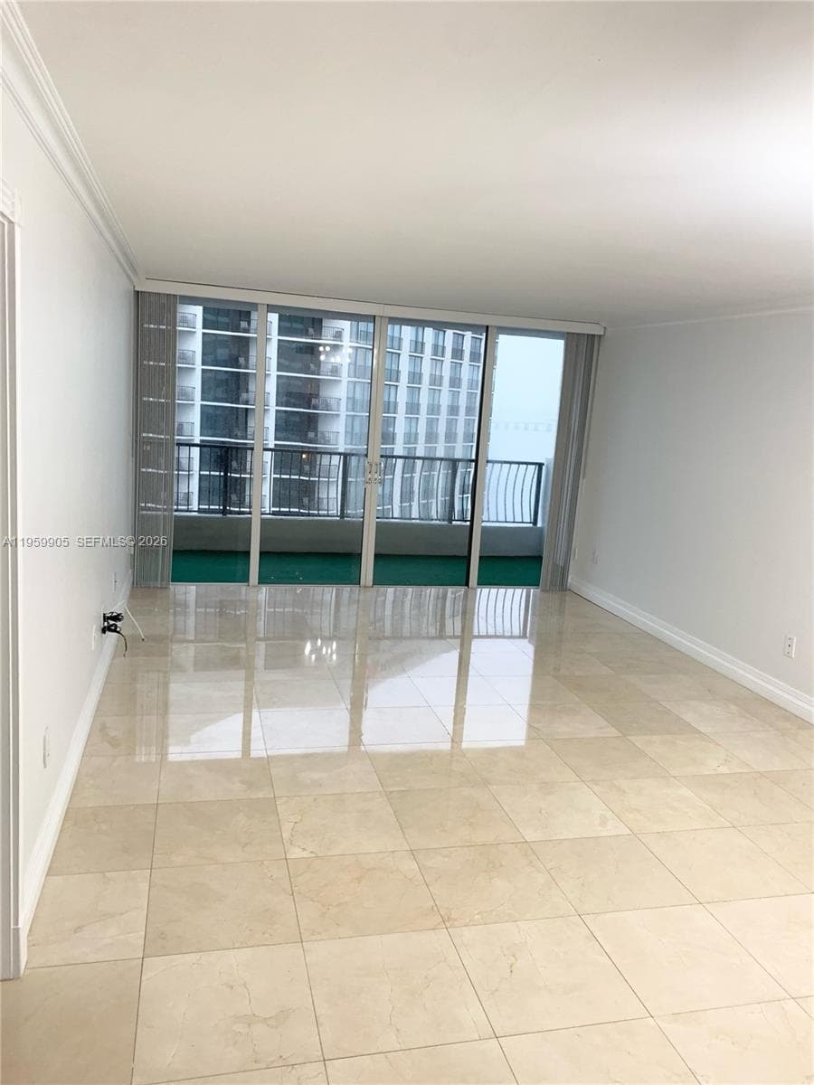 555 NE 15th St # 26G, Miami FL 33132 — 4