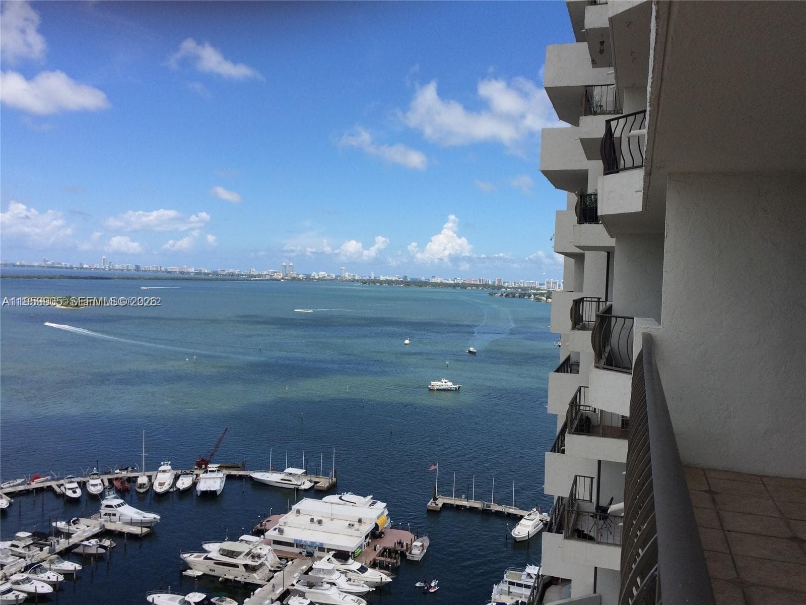 555 NE 15th St # 26G, Miami FL 33132 — 25