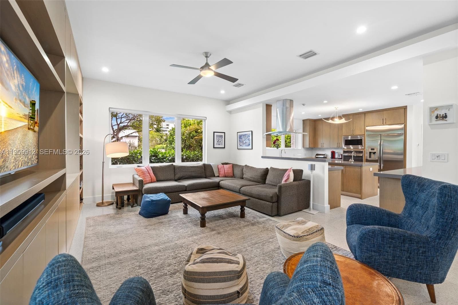 4595 N Jefferson Ave, Miami Beach FL 33140 — 1
