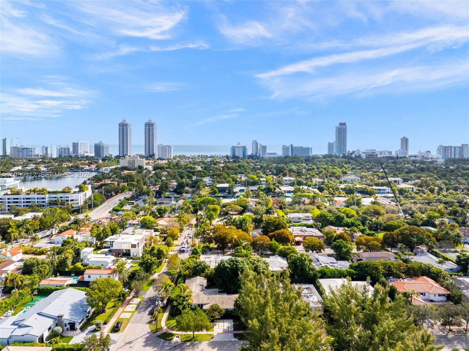 4595 N Jefferson Ave, Miami Beach FL 33140 — 28