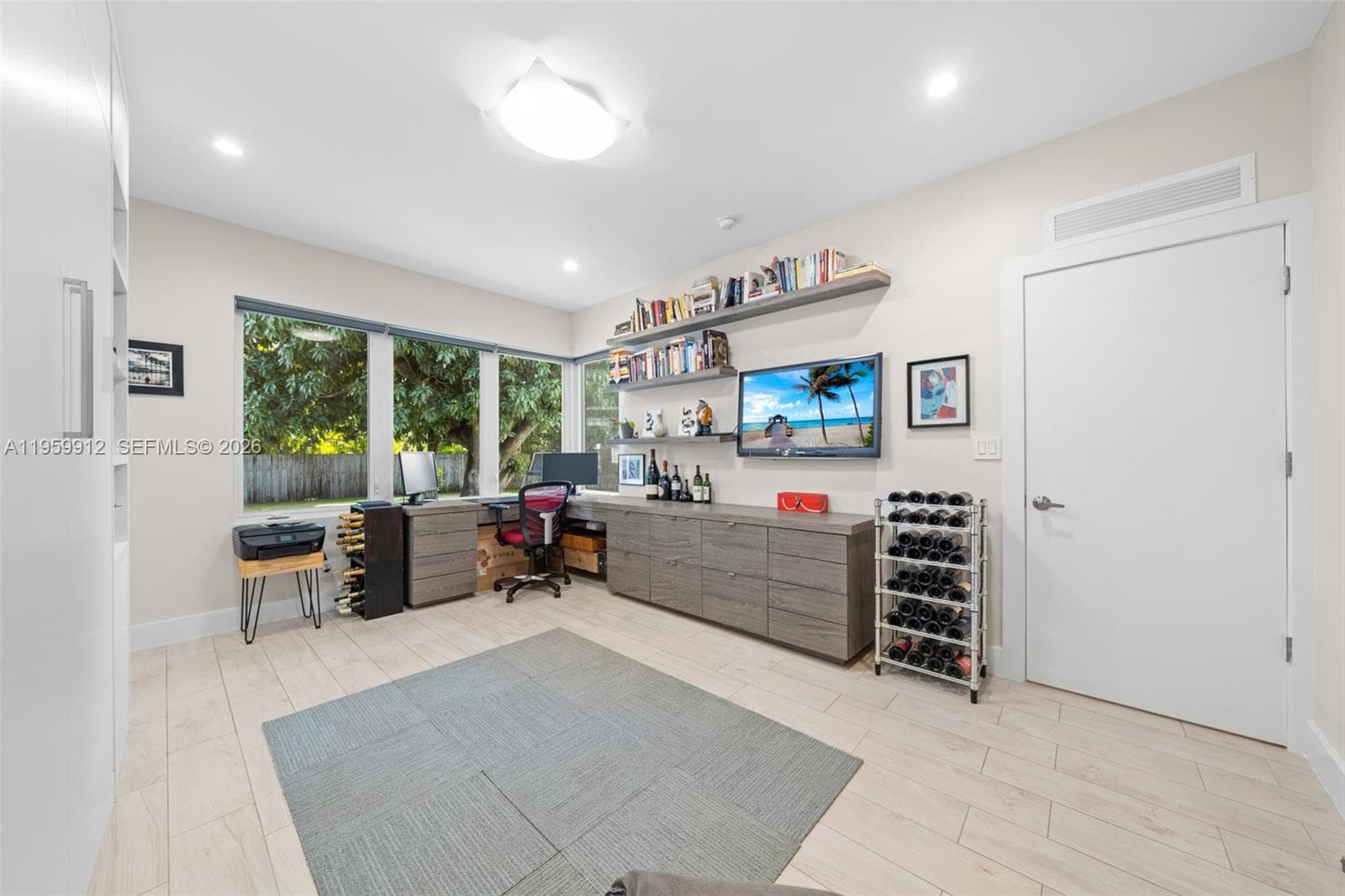 4595 N Jefferson Ave, Miami Beach FL 33140 — 18