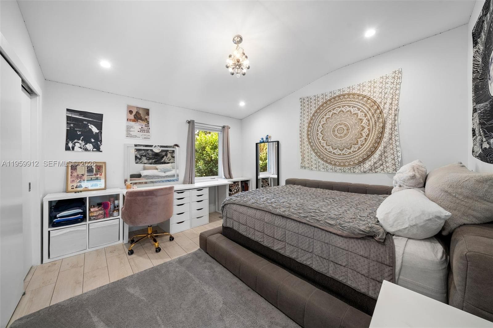 4595 N Jefferson Ave, Miami Beach FL 33140 — 21