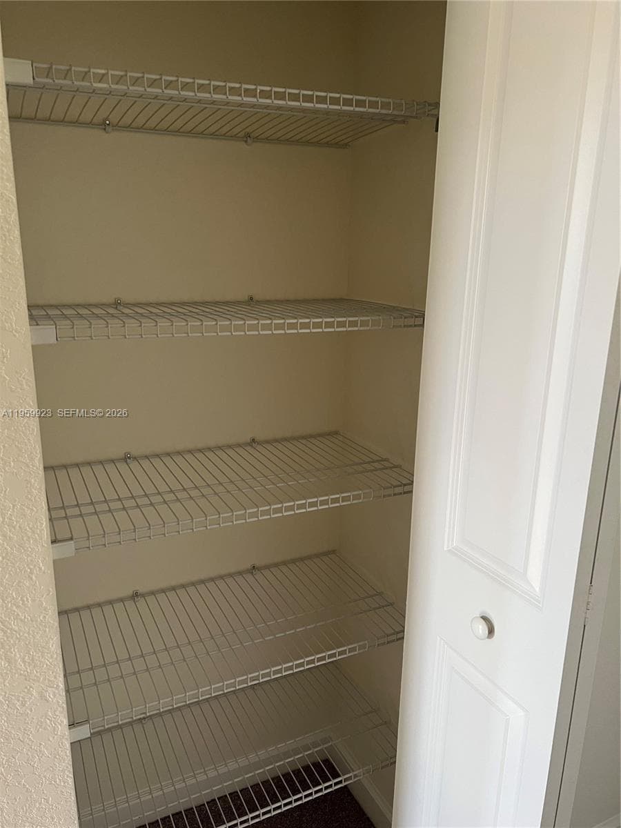 11447 W 34th Ct, Hialeah FL 33018 — 28