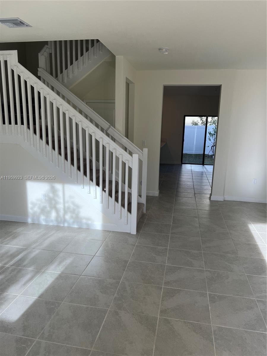 11447 W 34th Ct, Hialeah FL 33018 — 44