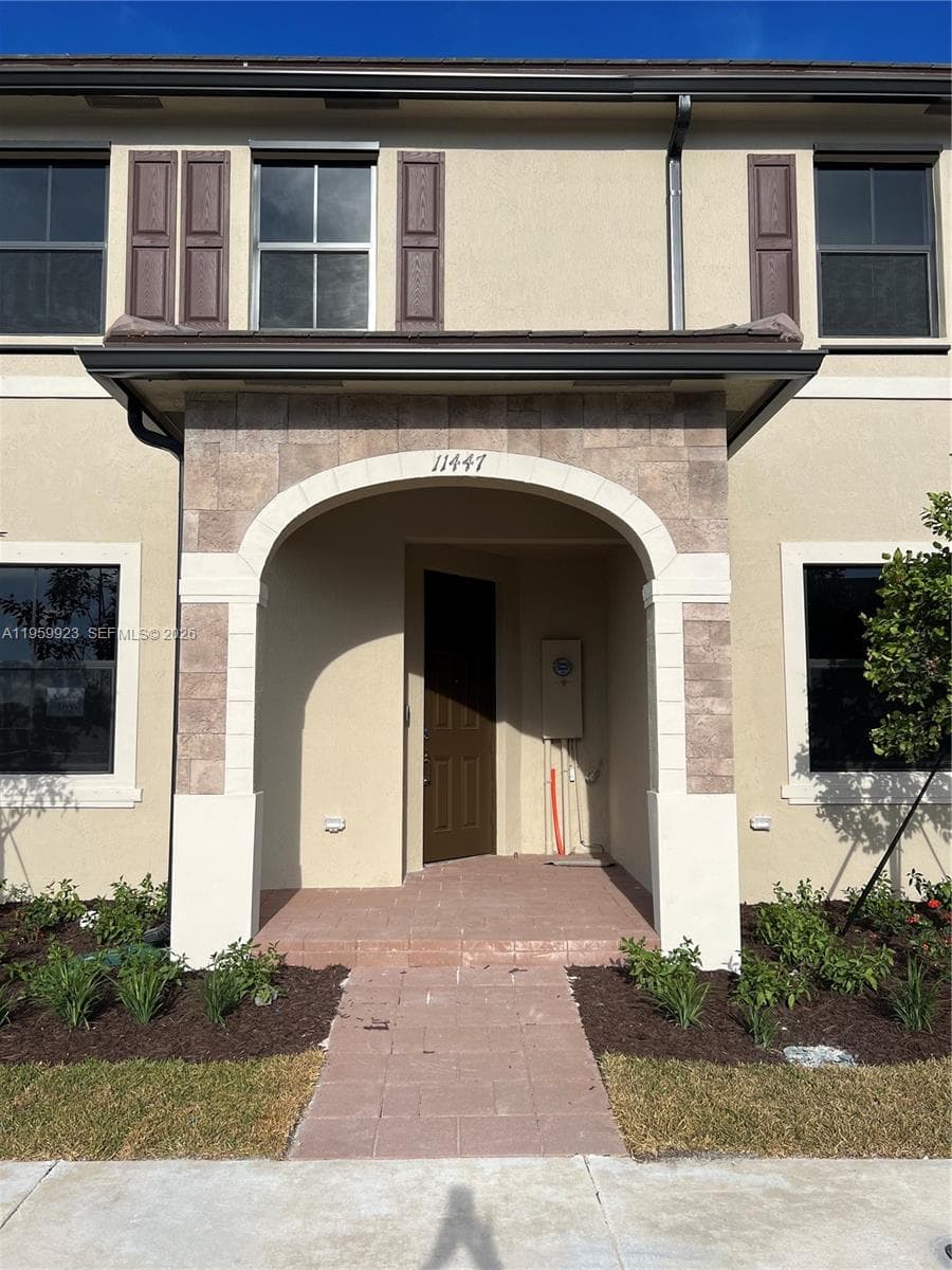 11447 W 34th Ct, Hialeah FL 33018 — 4