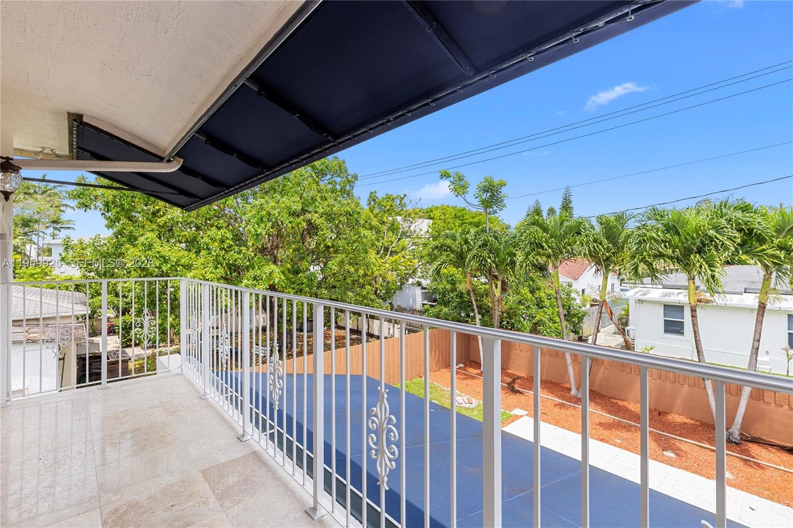 4025 SW 10th St, Miami FL 33134 — 32