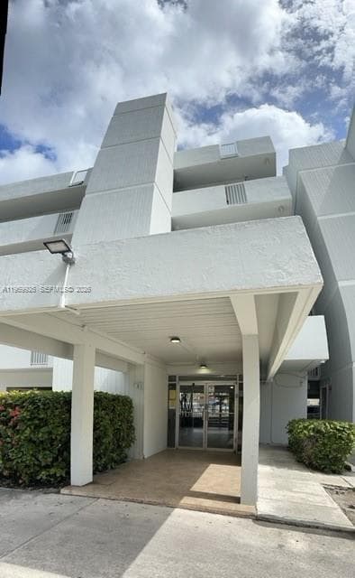 3527 NE 168th St # 202, North Miami Beach FL 33160 — 15