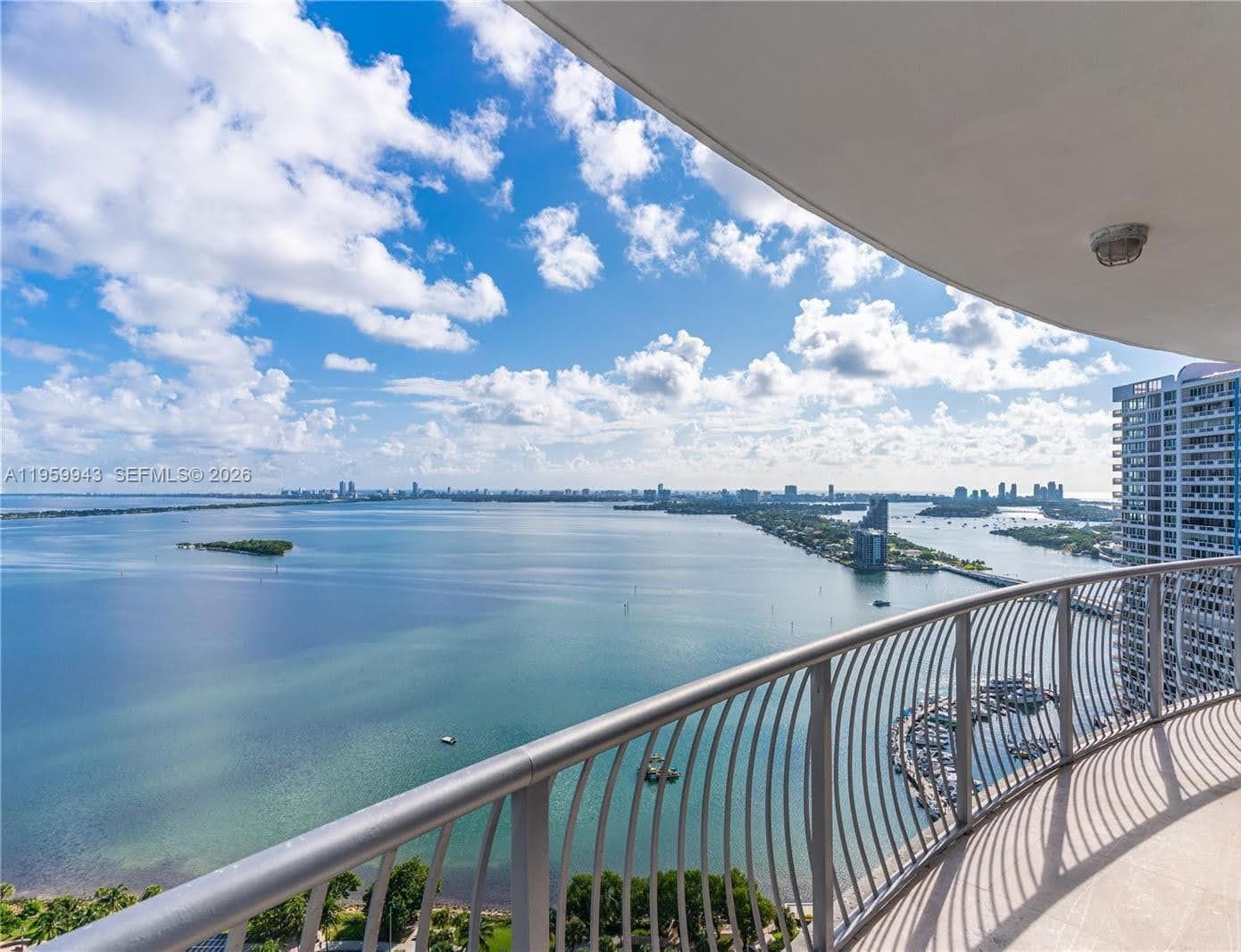 1750 N Bayshore Dr # 3301, Miami FL 33132 — 1