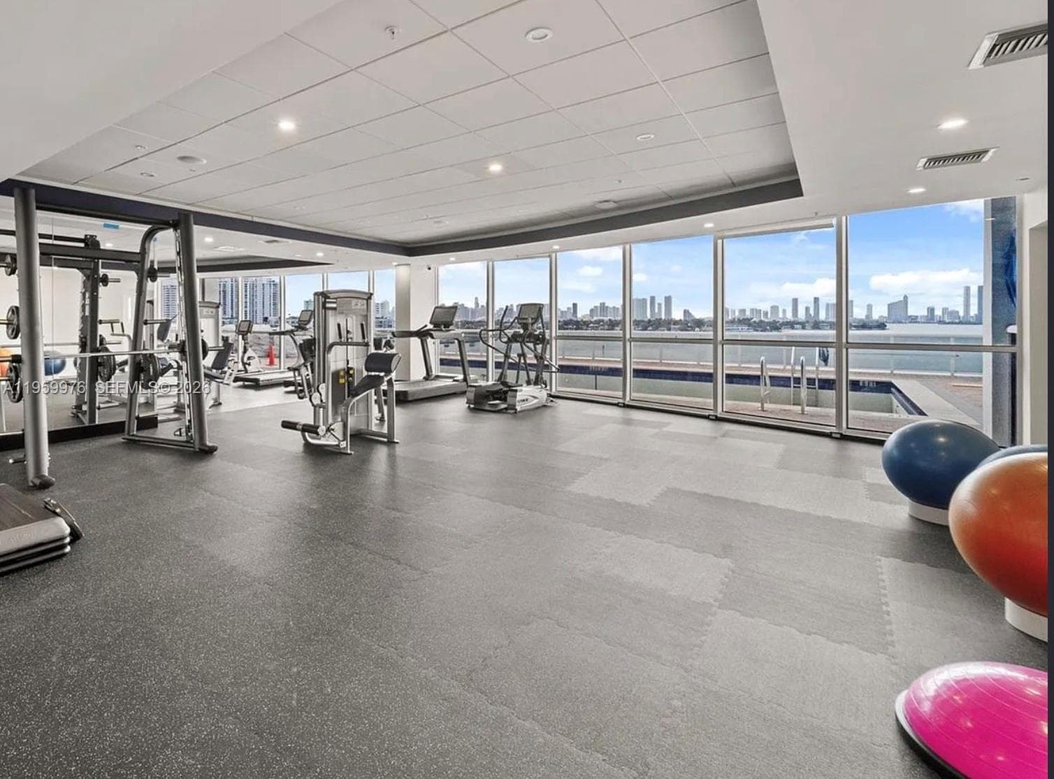 1900 Sunset Harbour Dr # 1009, Miami Beach FL 33139 — 23
