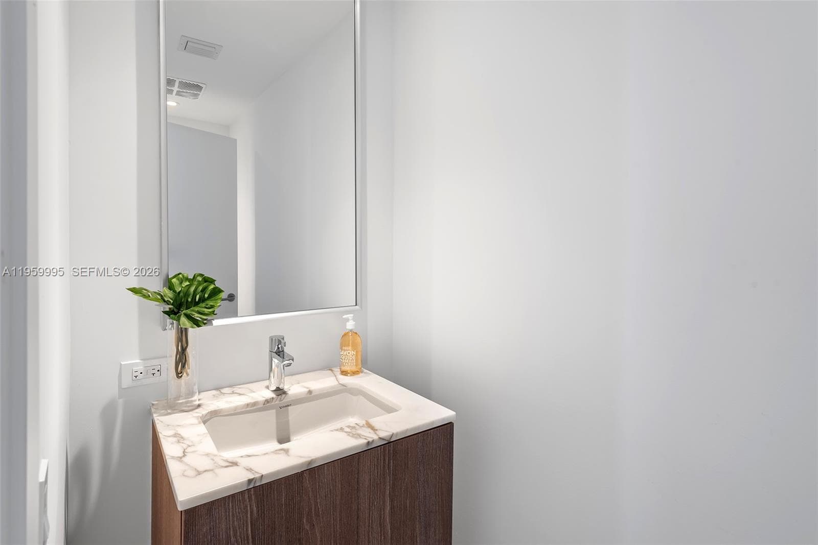 500 Alton Rd # 2903, Miami Beach FL 33139 — 42