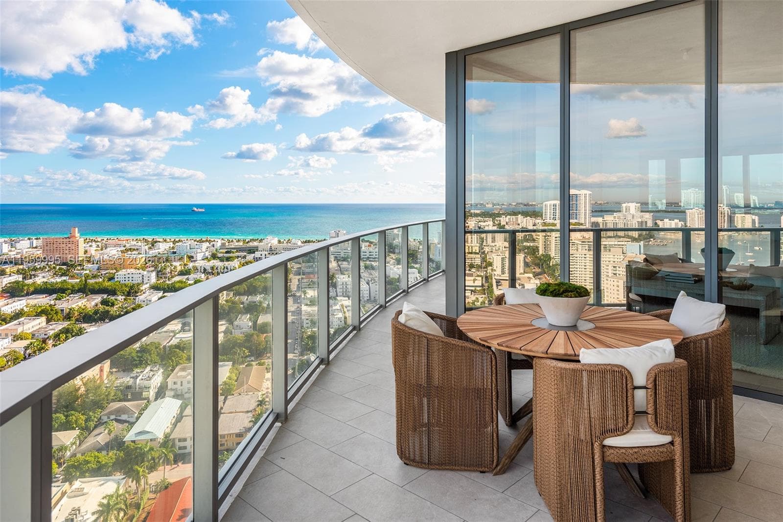 500 Alton Rd # 2903, Miami Beach FL 33139 — 9