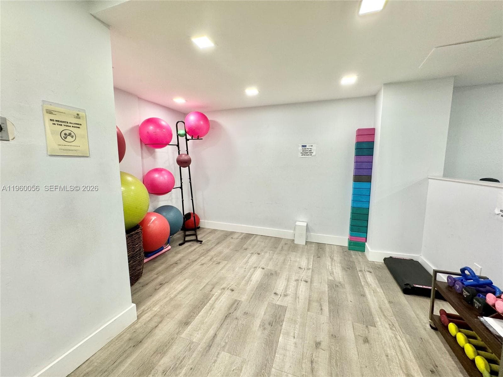 230 174th St # 507, Sunny Isles Beach FL 33160 — 30