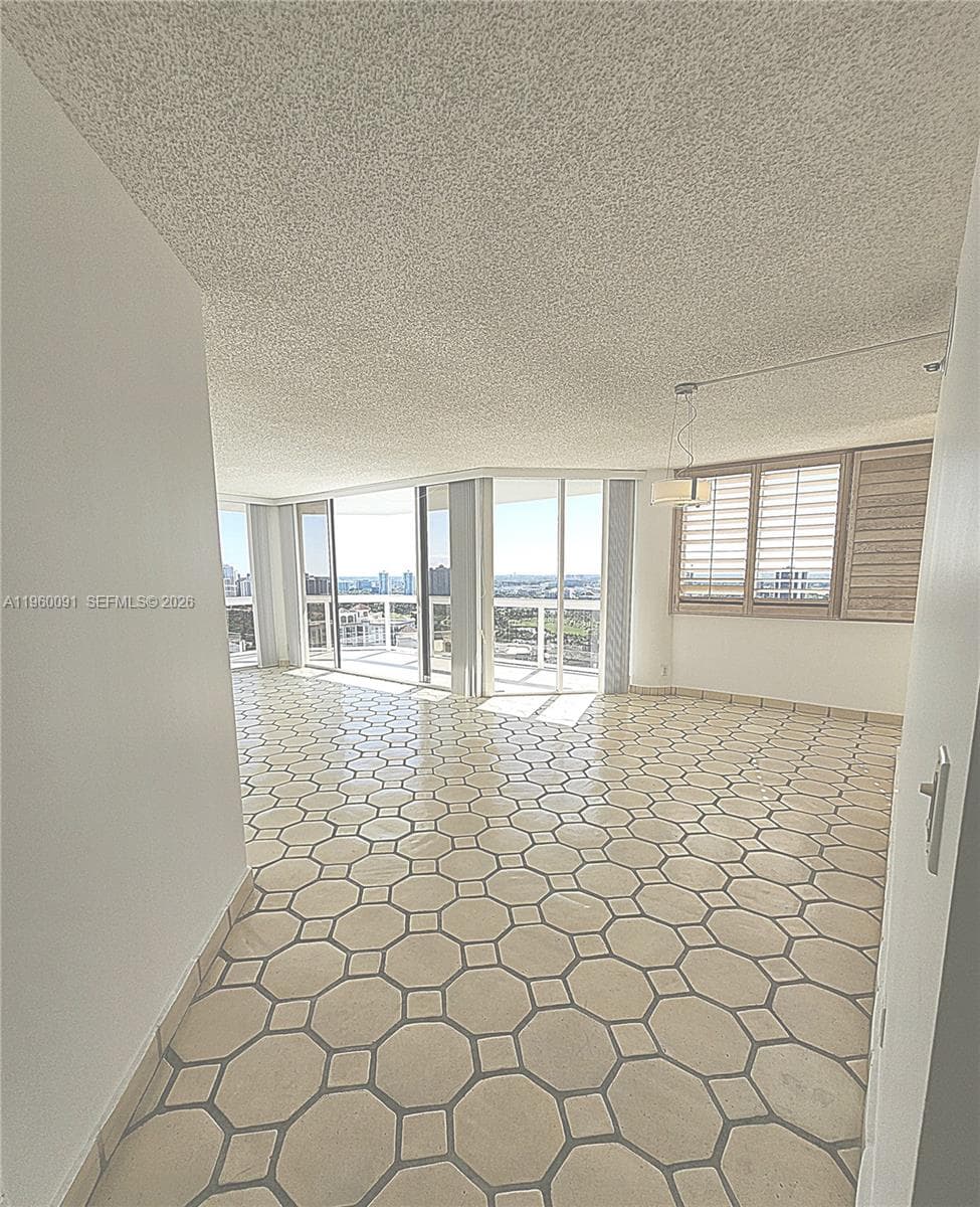 20185 E Country Club Dr # 2505, Aventura FL 33180 — 13
