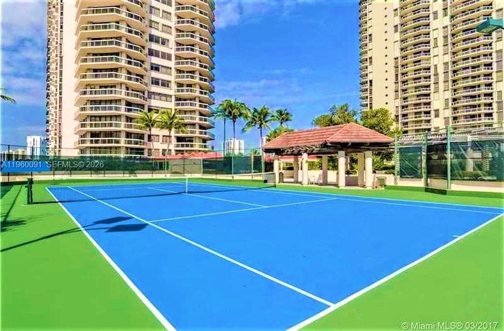 20185 E Country Club Dr # 2505, Aventura FL 33180 — 37