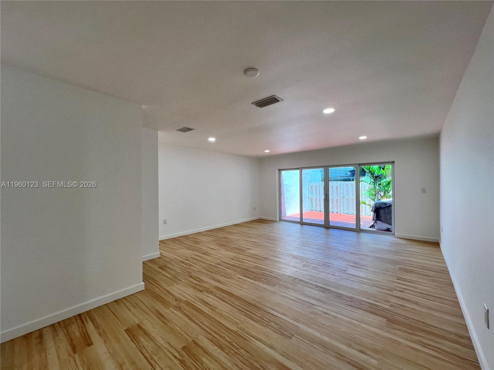8111 SW 81st Pl, Miami FL 33143 — 16