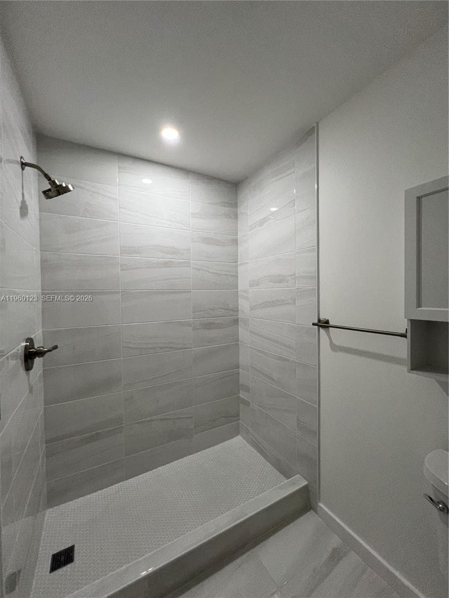 8111 SW 81st Pl, Miami FL 33143 — 5