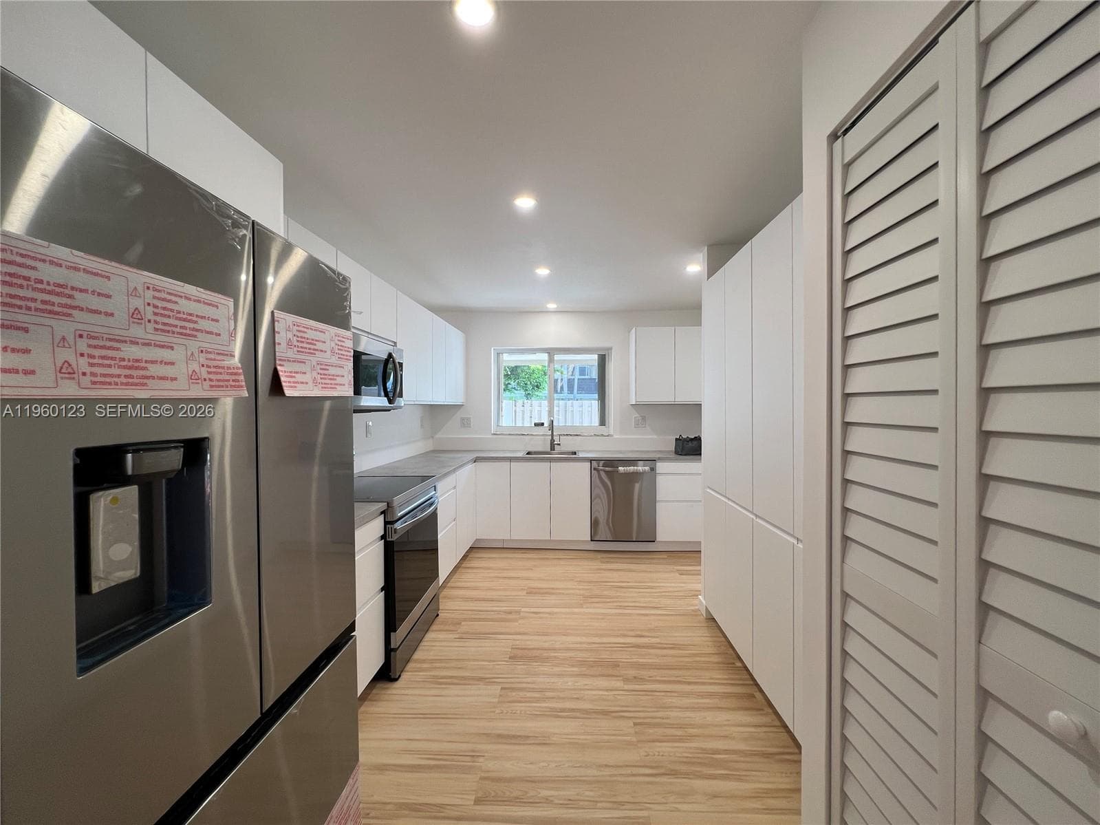 8111 SW 81st Pl, Miami FL 33143 — 14