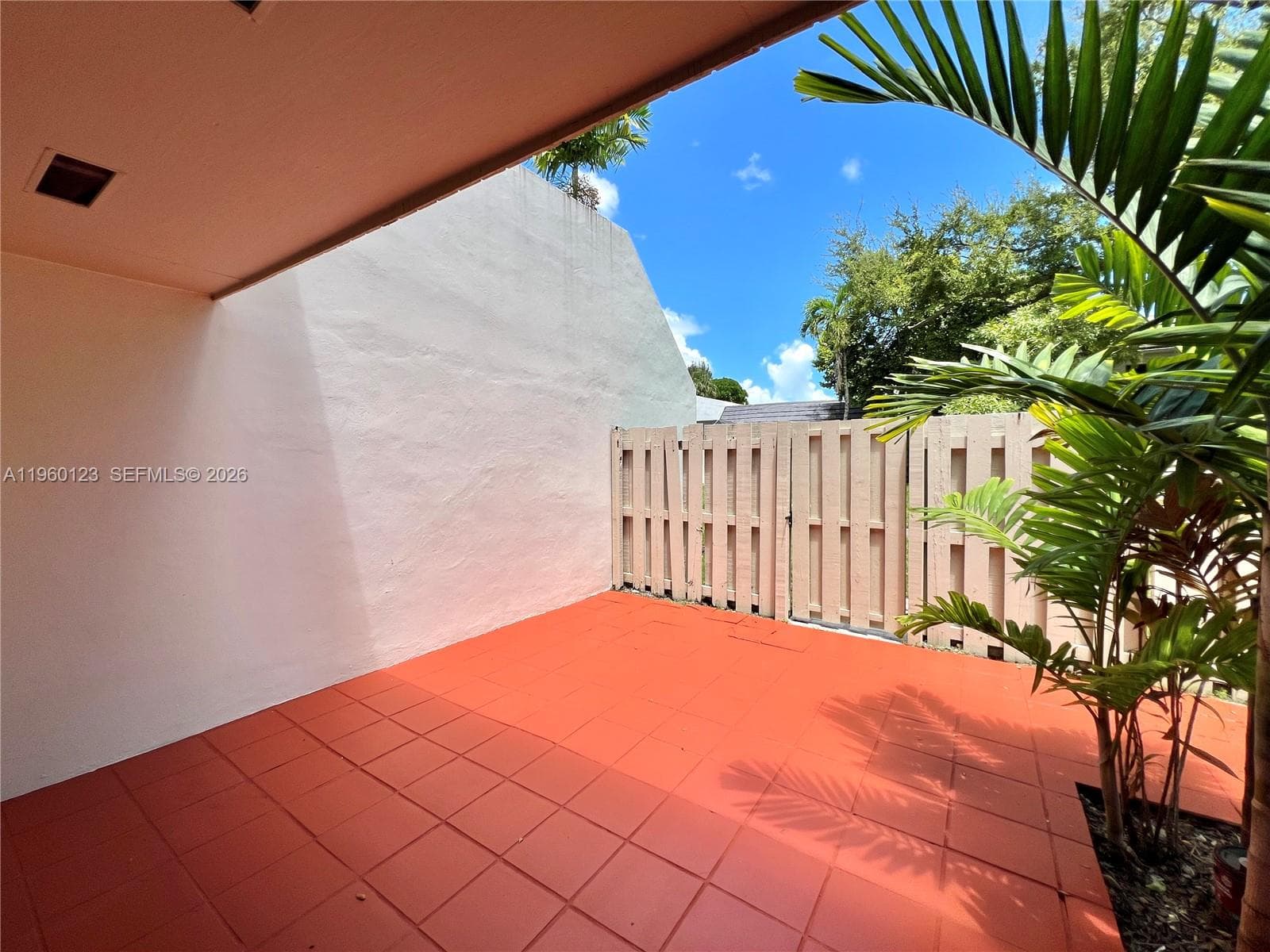 8111 SW 81st Pl, Miami FL 33143 — 18