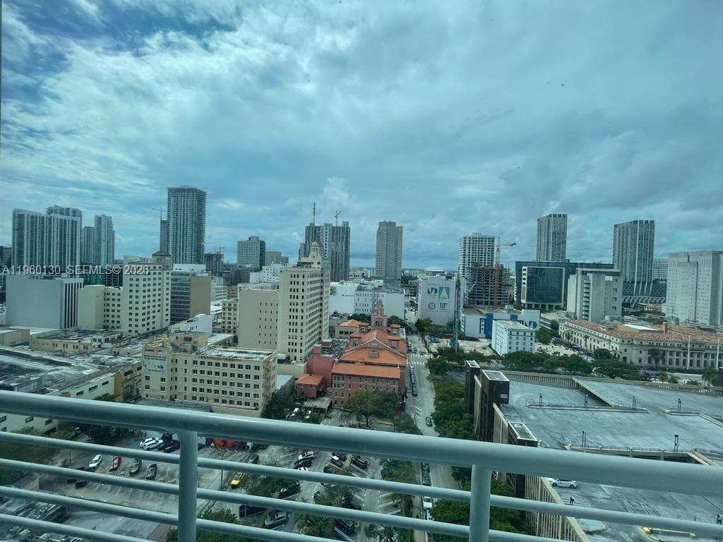 133 NE 2 AVE # 1813, Miami FL 33132 — 7