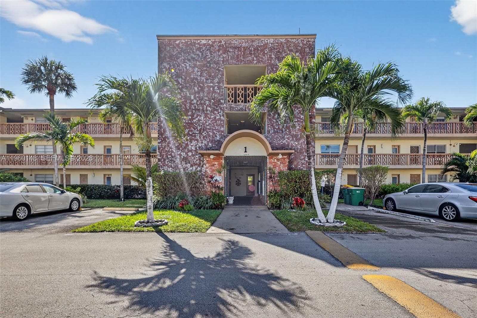 16900 NE 14th Ave # 302, Miami FL 33162 — 24