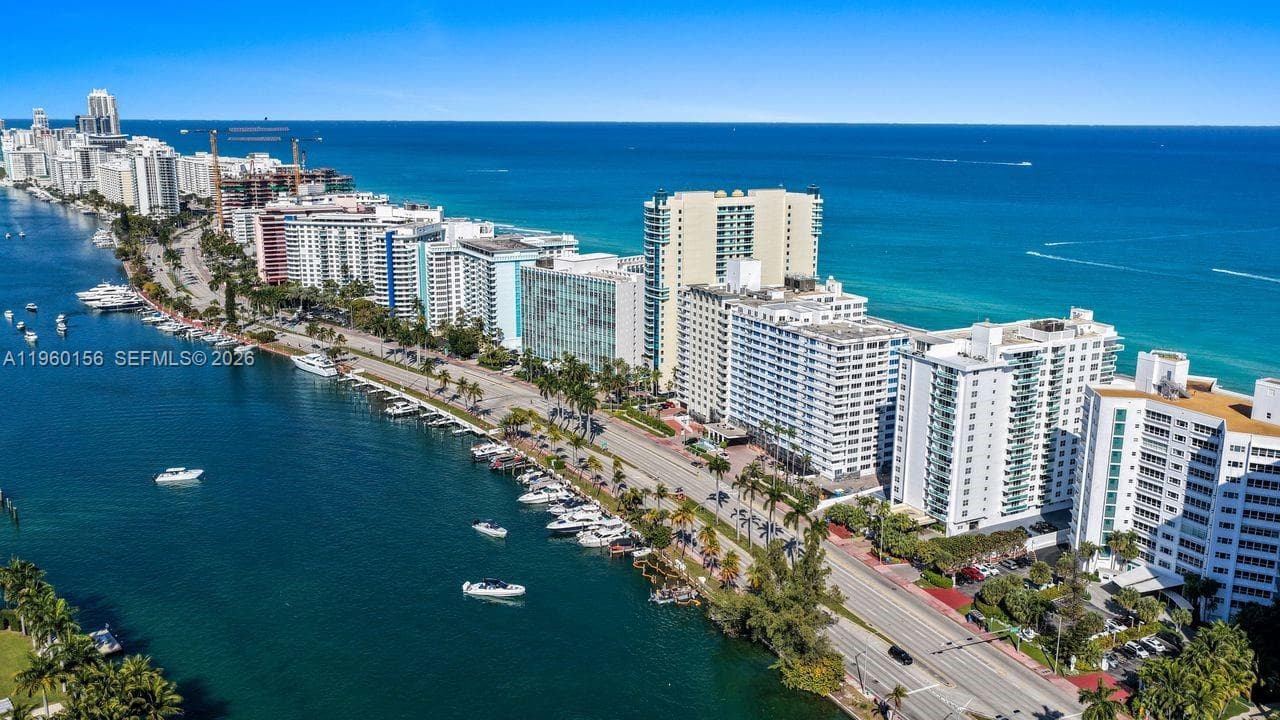5005 Collins Ave # 504, Miami Beach FL 33140 — 2