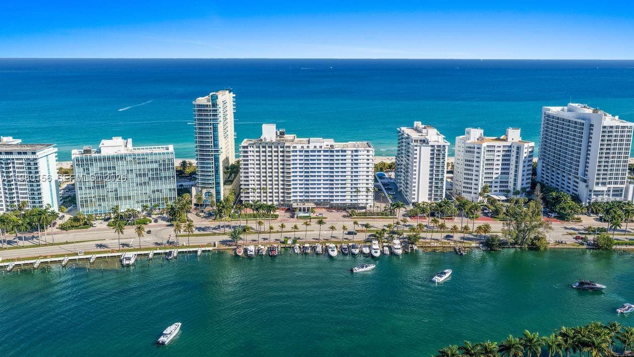 5005 Collins Ave # 504, Miami Beach FL 33140 — 3