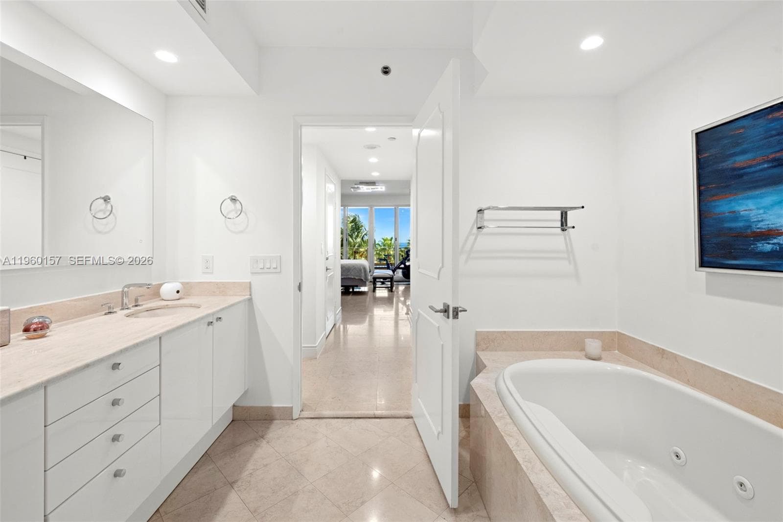 799 Crandon Blvd # 605, Key Biscayne FL 33149 — 32
