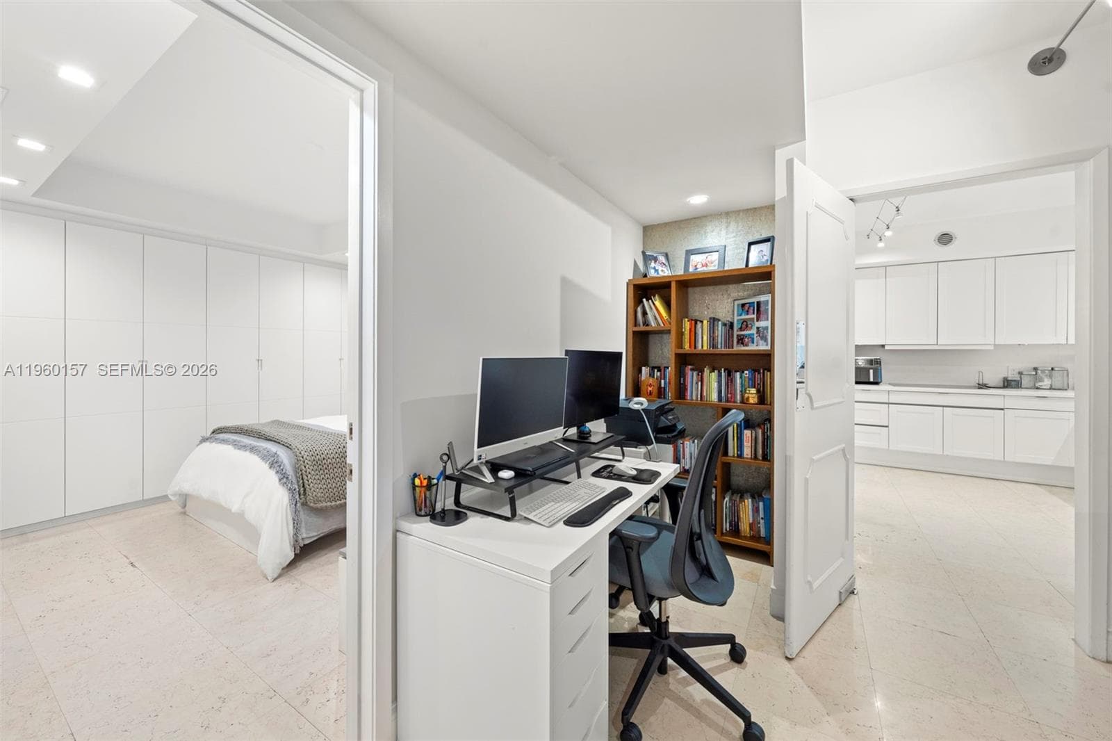 799 Crandon Blvd # 605, Key Biscayne FL 33149 — 54