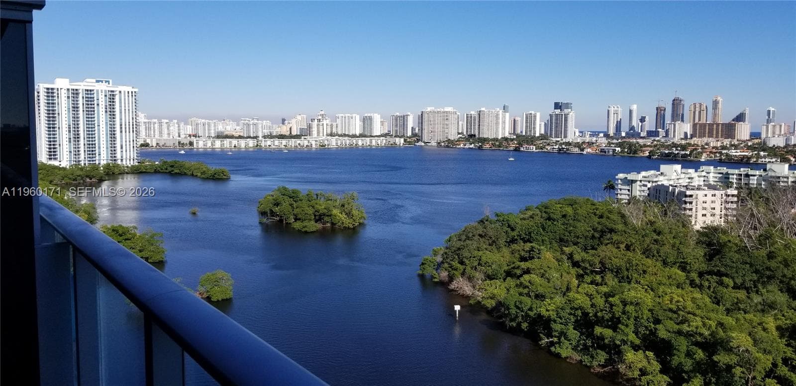 16385 Biscayne Blvd # 1516, Miami FL 33160 — 1