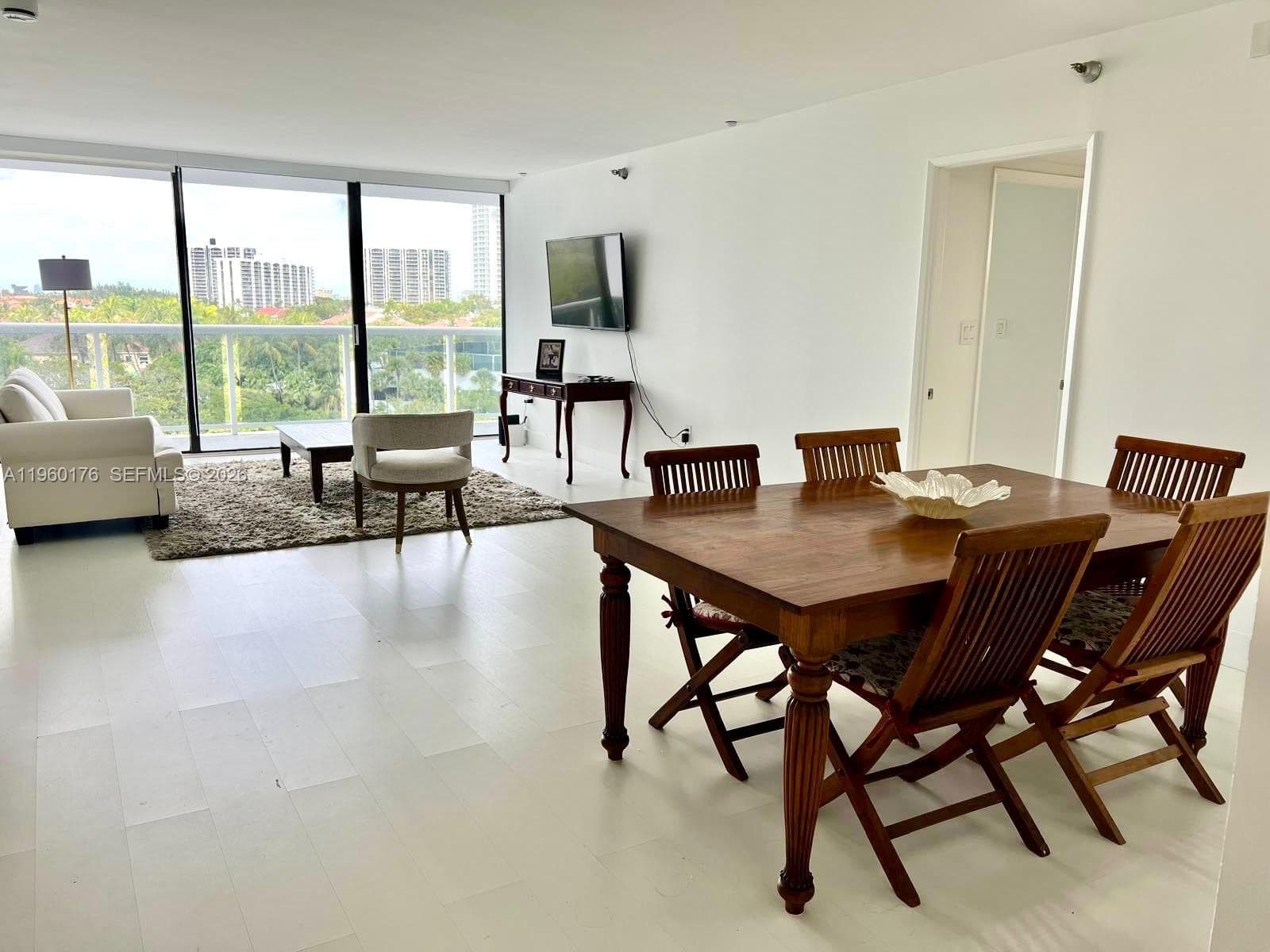 20515 E Country Club Dr # 649, Aventura FL 33180 — 1
