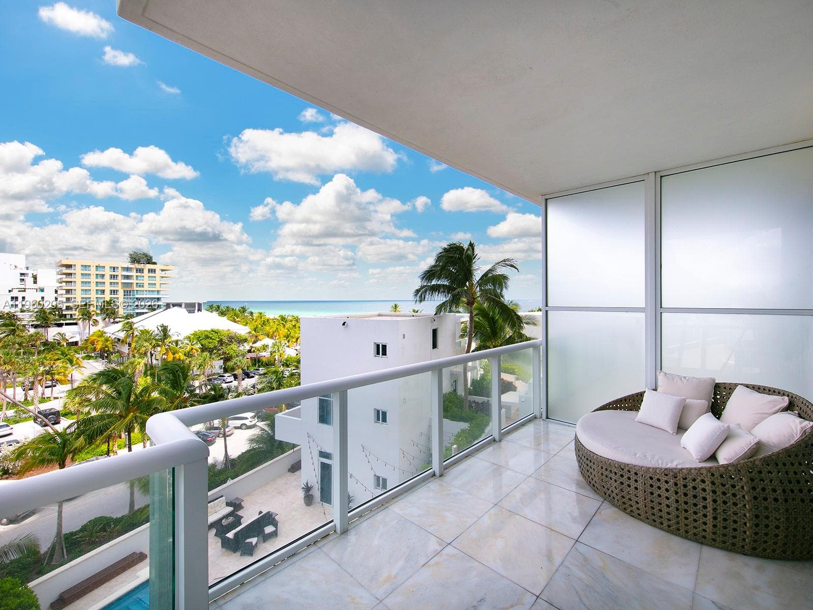50 S Pointe Dr # 707, Miami Beach FL 33139 — 10