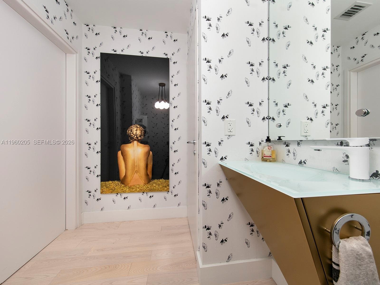 50 S Pointe Dr # 707, Miami Beach FL 33139 — 14