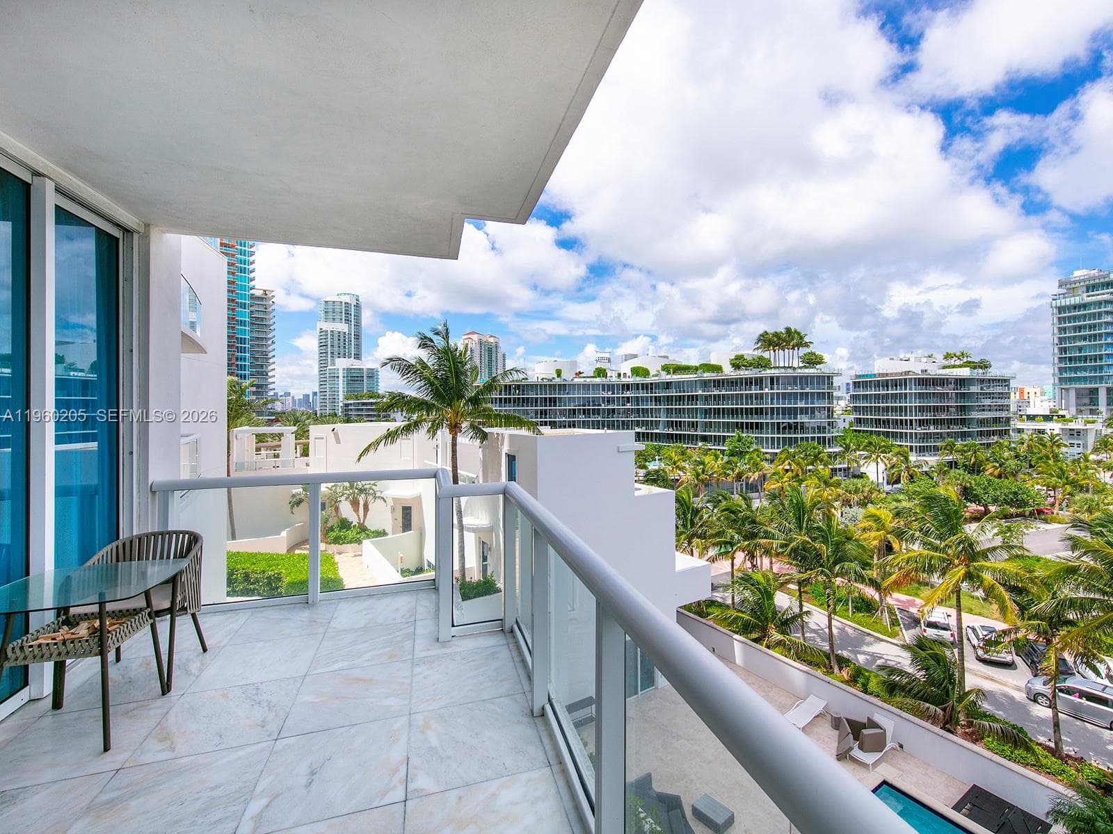 50 S Pointe Dr # 707, Miami Beach FL 33139 — 11