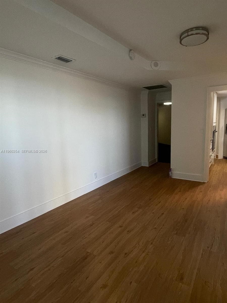 999 Brickell Bay Drive # 1202, Miami FL 33131 — 33