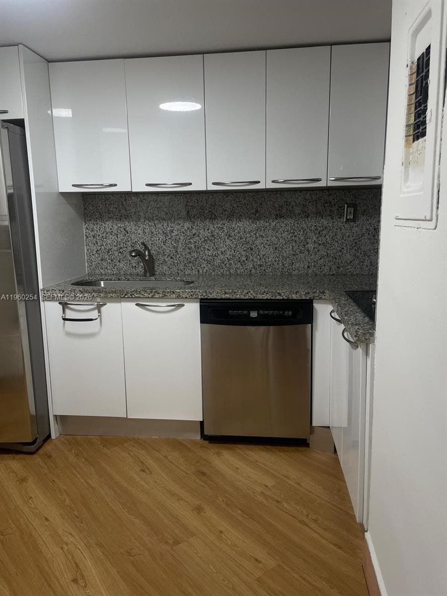 999 Brickell Bay Drive # 1202, Miami FL 33131 — 14