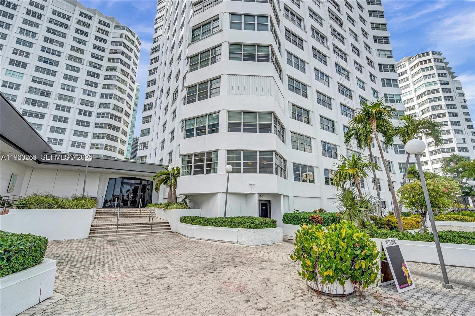 999 Brickell Bay Drive # 1202, Miami FL 33131 — 45