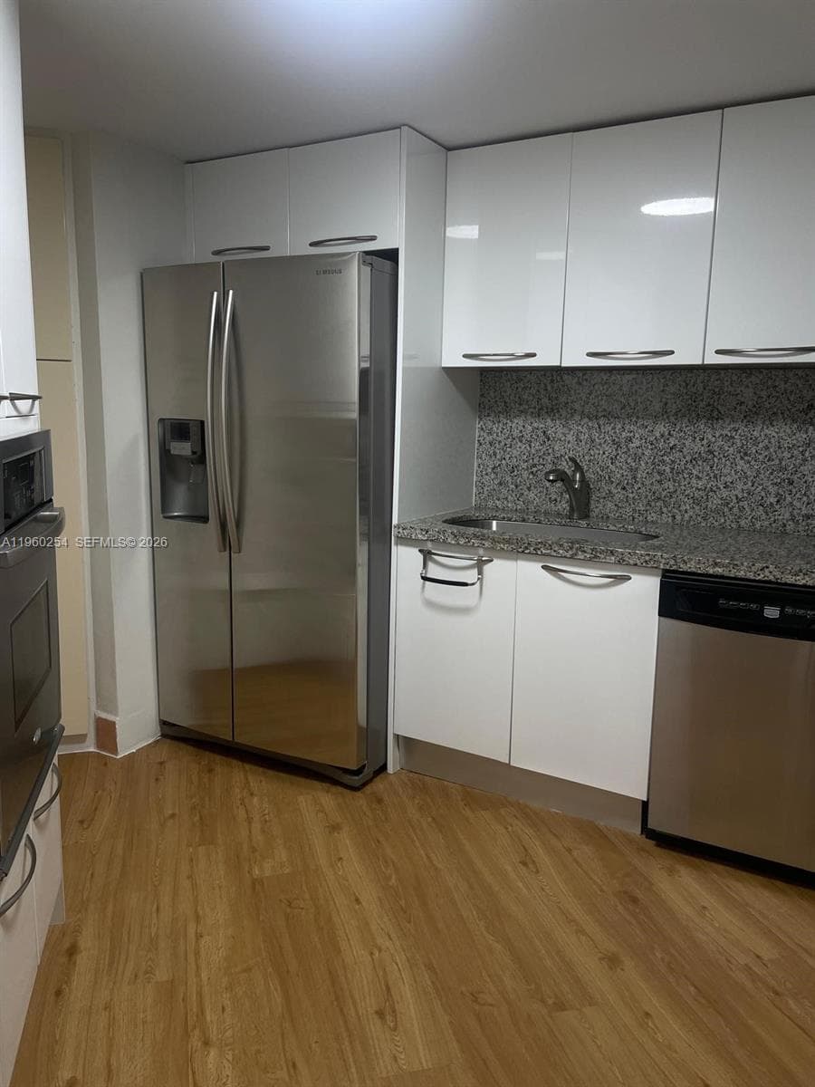 999 Brickell Bay Drive # 1202, Miami FL 33131 — 15