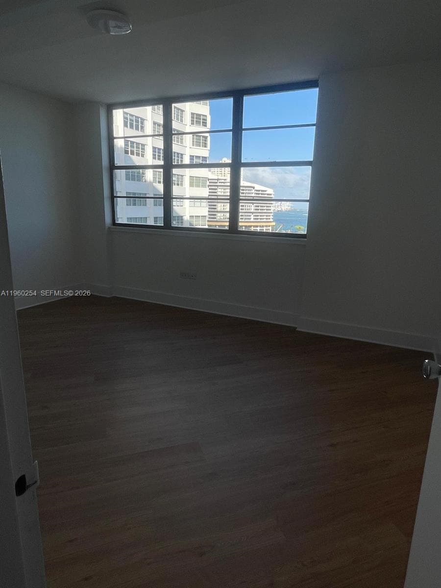 999 Brickell Bay Drive # 1202, Miami FL 33131 — 25