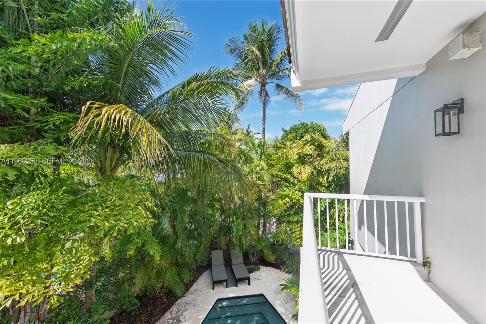650 Curtiswood Dr, Key Biscayne FL 33149 — 26
