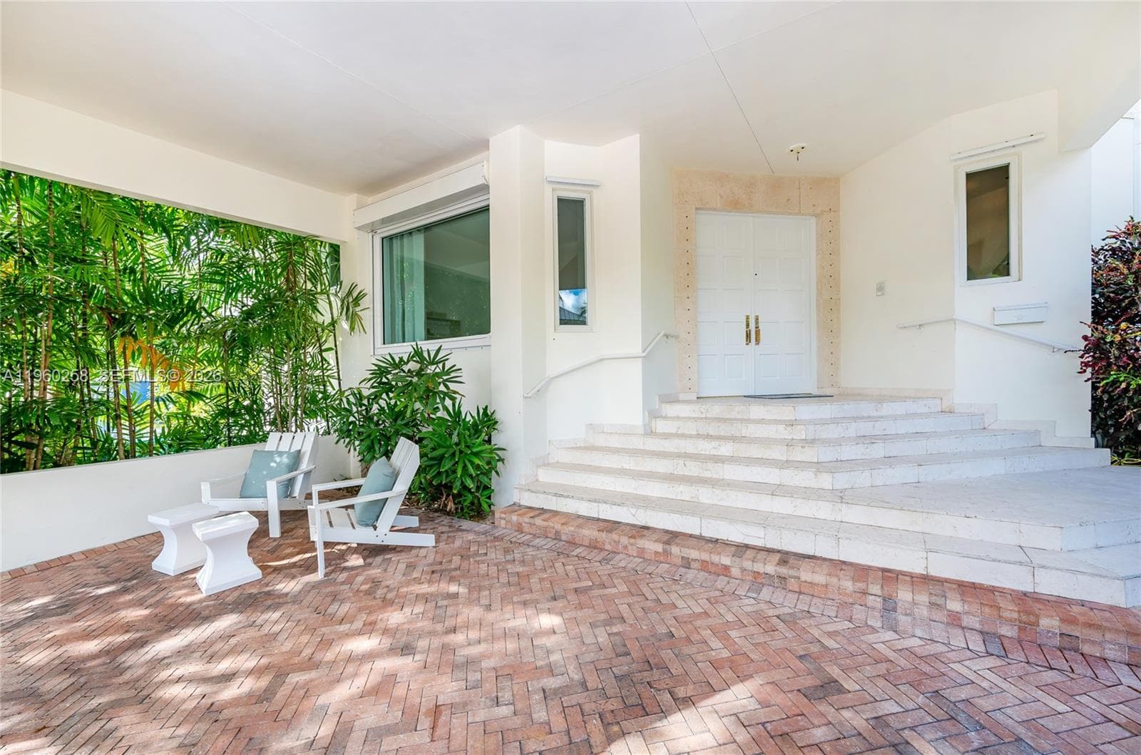 650 Curtiswood Dr, Key Biscayne FL 33149 — 36