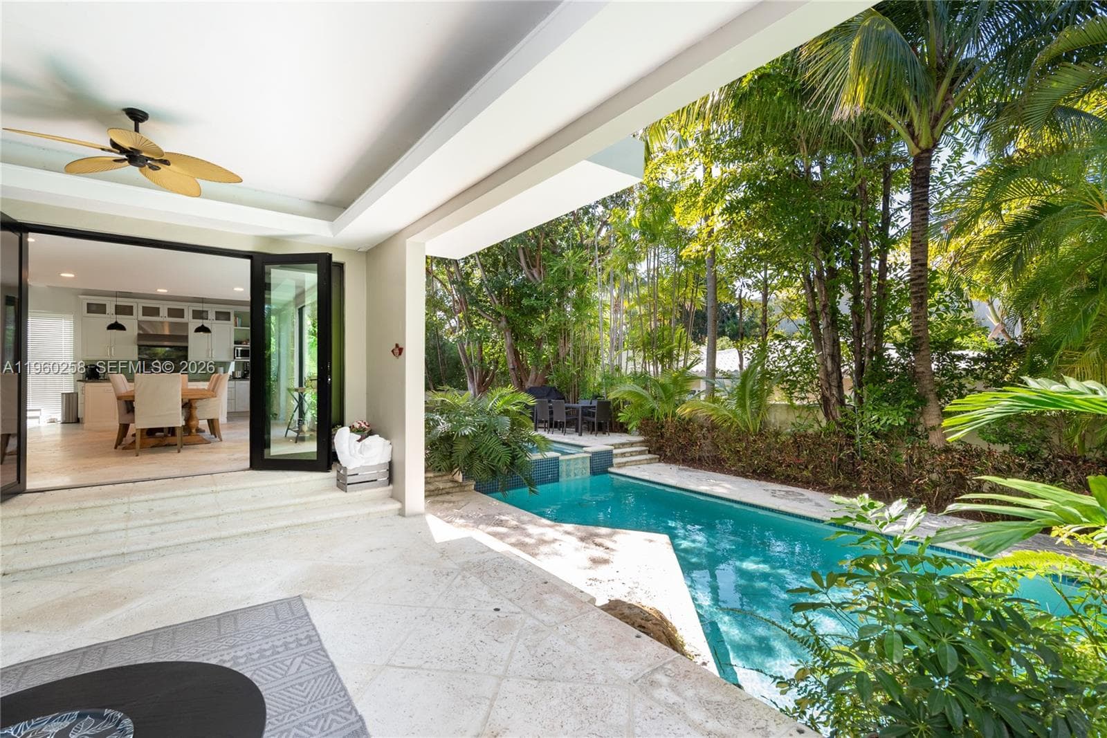 650 Curtiswood Dr, Key Biscayne FL 33149 — 37