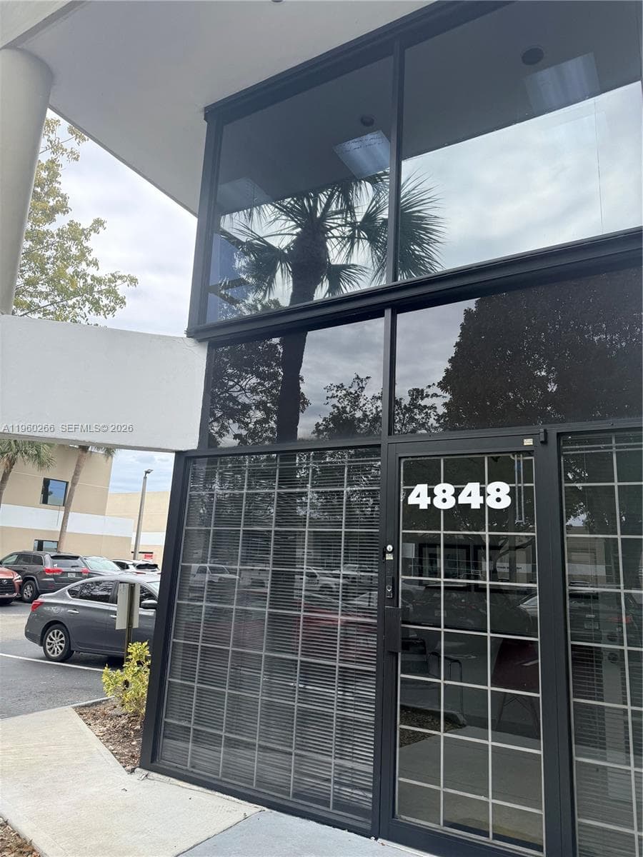 4848 SW 74th Ct # 9, Miami FL 33155 — 3