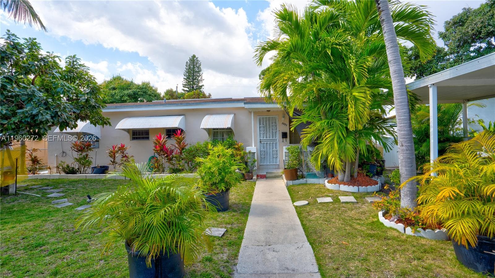 15700 NE 15th Pl, North Miami Beach FL 33162 — 3