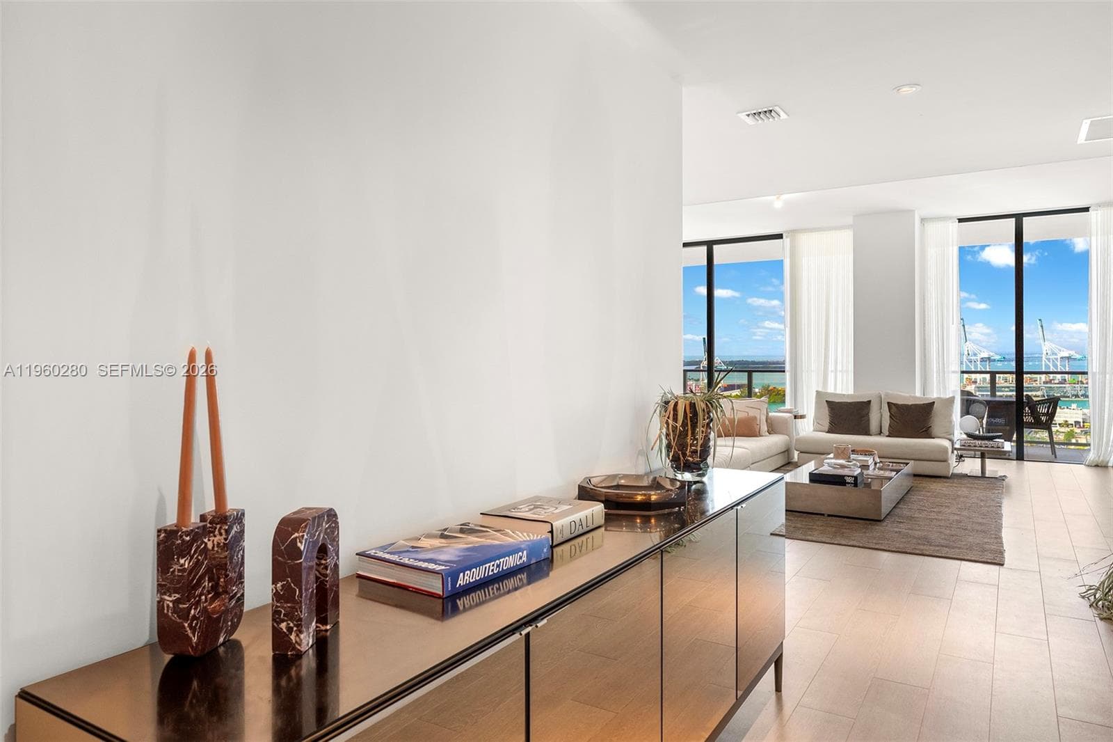 500 Alton # 2203, Miami Beach FL 33139 — 23