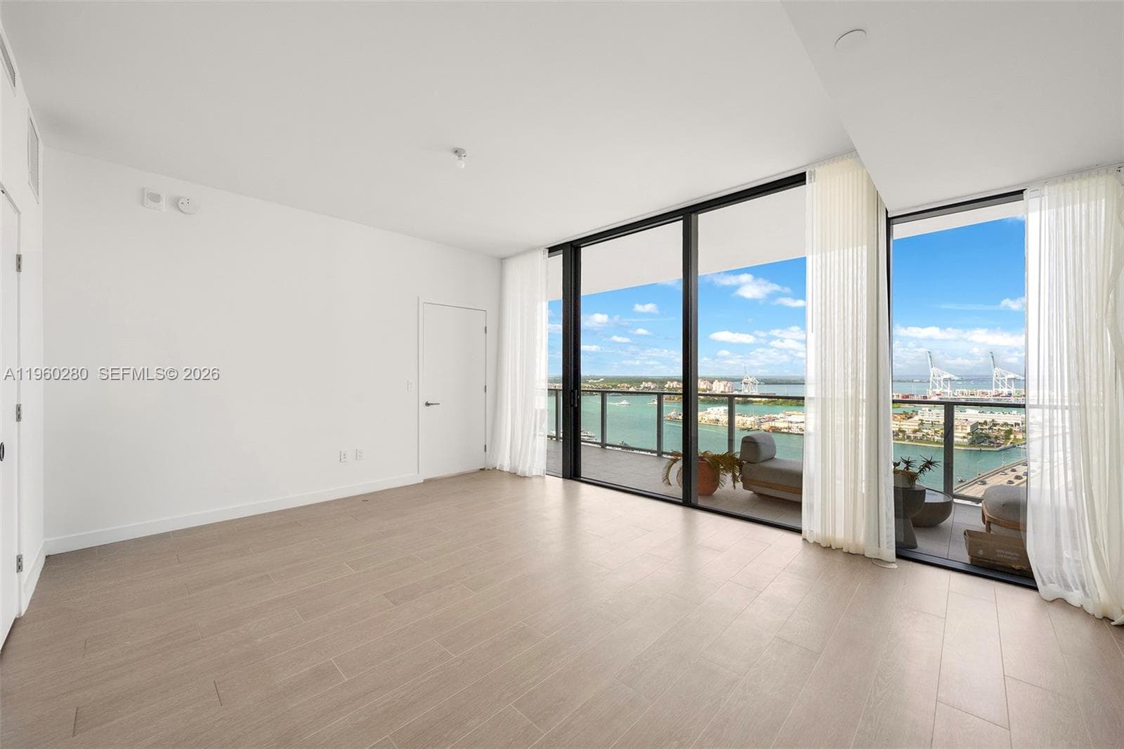 500 Alton # 2203, Miami Beach FL 33139 — 43