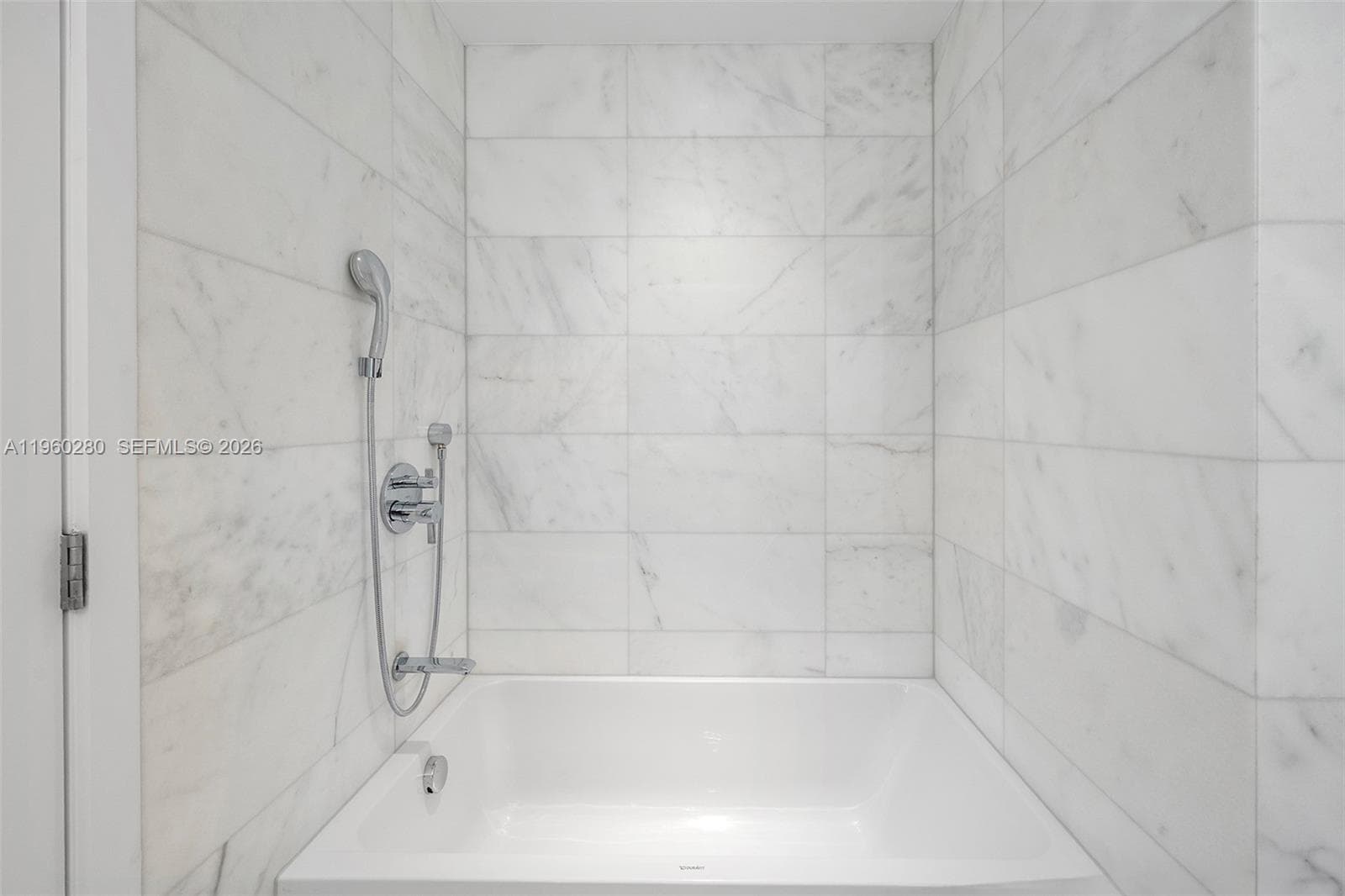 500 Alton # 2203, Miami Beach FL 33139 — 33
